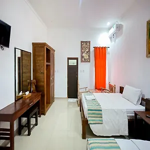Men Bebas Near Mitra Reddoorz Guest house